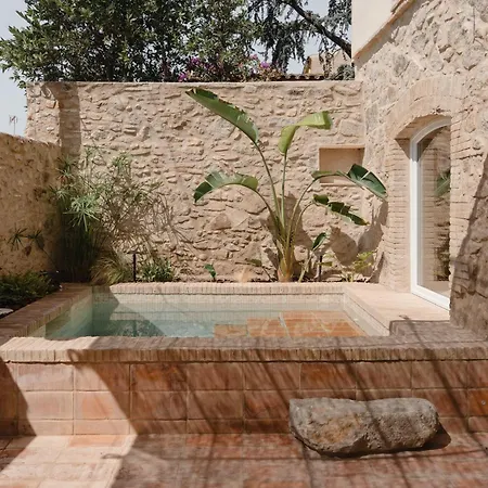 Casa Boutique A بيت للعطل *