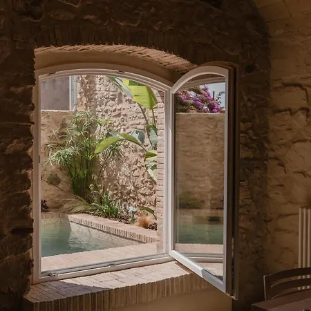 Casa Boutique A بيت للعطل Vilamacolum